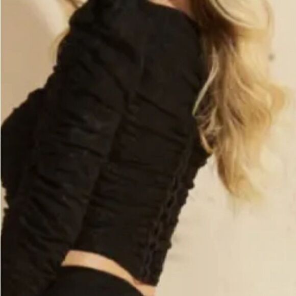 Guess by Marciano Caught on Lace Ruched Black Long Sleeve (S) - Picture 5 of 14